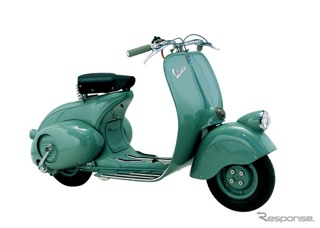 1946年の量産型第1号モデル「ベスパ 98」
