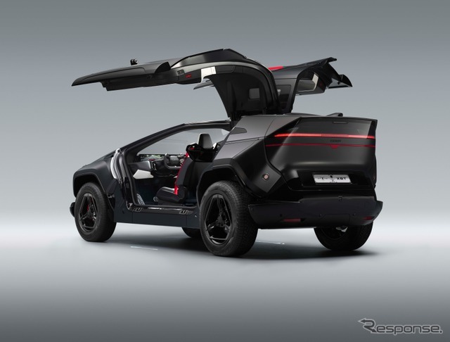 サウジ初のEVブランド「CEER」の『EXOBOT』