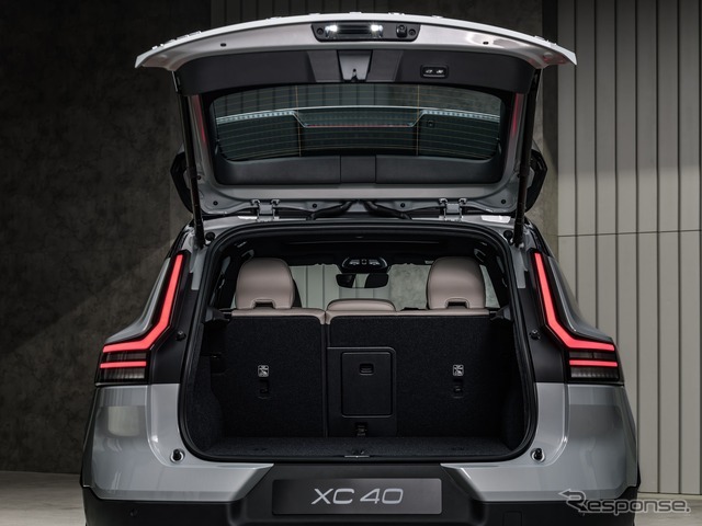 ボルボ XC40 改良新型