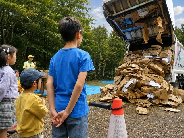 「軽井沢おもちゃ王国」の『はたらくくるま大集合！』