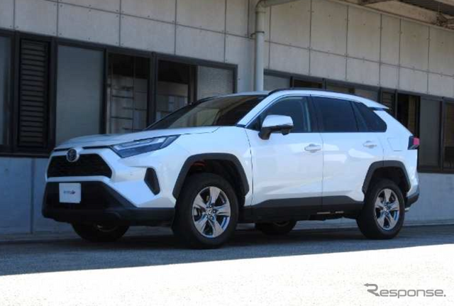 タナベ デバイドUP210＋デバイドUPダンパー　RAV4ハイブリッド装着例