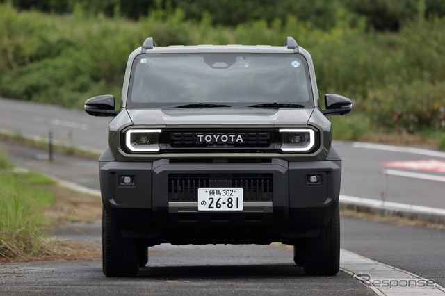トヨタ ランドクルーザー FJ
