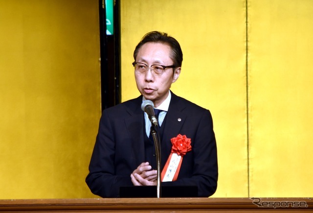 「赤十字活動と災害救護」について講演する日本赤十字社北海道支部 事務局次長武山博美氏