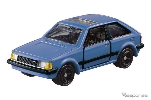 TOMICA OWNERS MEETING 初登場商品、TOMICA REBORN マツダ ファミリア 1500XG（EVENT SELECTION）