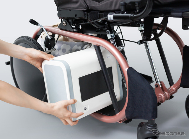 医療的ケア児/者向けのティルト・リクライニング付きモジュラー型車いす「Haluto」