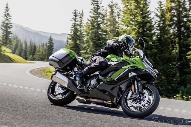 カワサキ Ninja 1100SX SE（プラズマライムグリーン×メタリックディアブロブラック）