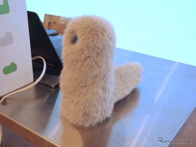 パソコンのそばに……