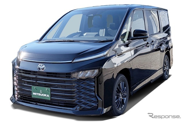 光岡 ノア・ヴォクシー Type S