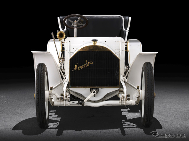 1903年型メルセデス・シンプレックス40PS、4シーター・トノー車体。写真は貴重な現存車。