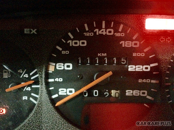 ポルシェ 944 S2　エキゾチックなスタイルで首都高を走り抜く　リトラクタブルな分身【愛車 File.17】