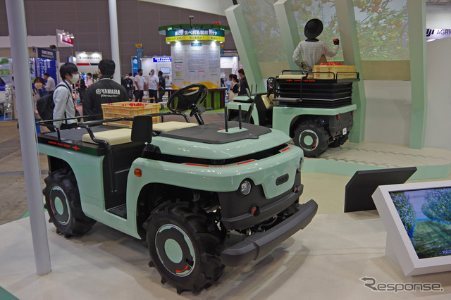 ヤマハ発動機が公開した「Auto Guided Orchard Support vehicle」（果樹園作業支援自動走行車）
