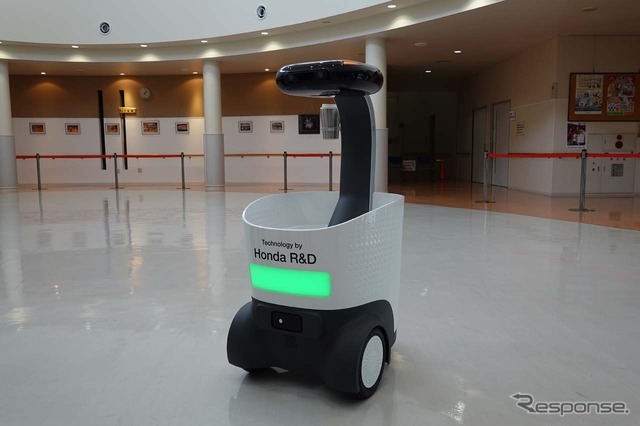 電動マイクロモビリティロボット「WaPOCHI」