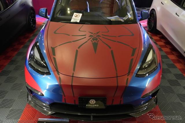 アリコンガレージ　モデルY　SPIDER-MAN（東京オートサロン2023）