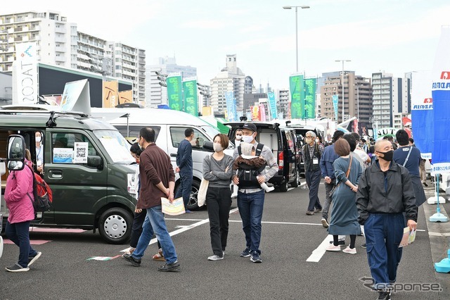 神奈川キャンピングカーフェア（会場の模様）