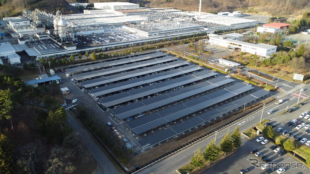 住友ゴム工業白河工場の太陽光パネル