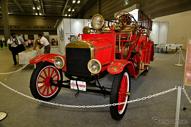 フォード「T型」消防ポンプ車（1920年製。東京国際消防防災展2023）