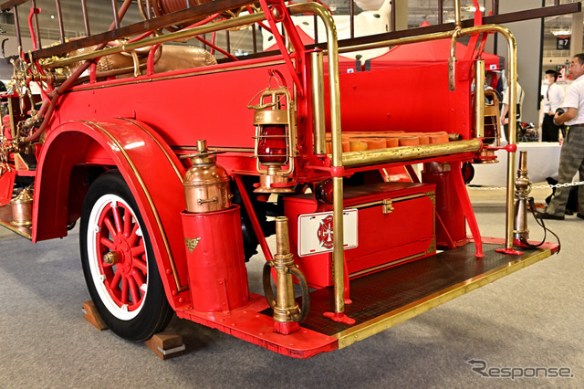 フォード「T型」消防ポンプ車（1920年製。東京国際消防防災展2023）