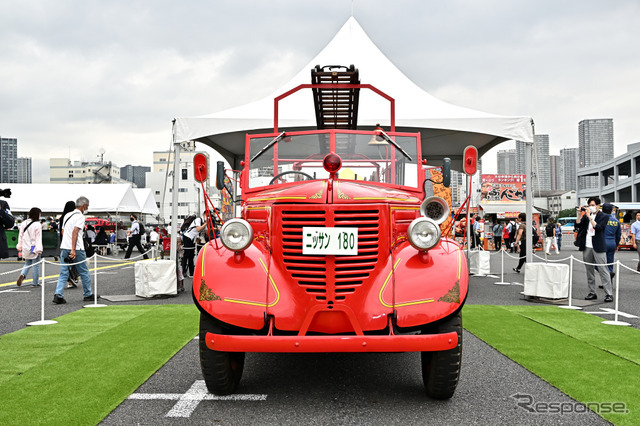 ニッサン180型消防ポンプ自動車（東京国際消防防災展2023）