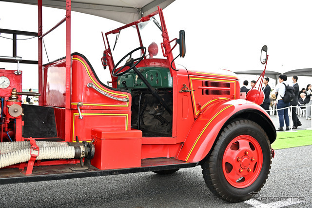 ニッサン180型消防ポンプ自動車（東京国際消防防災展2023）