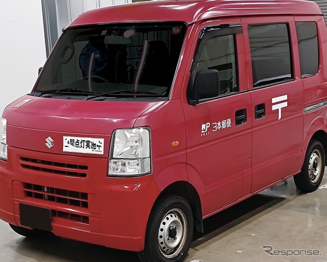 赤く蘇った日本郵便の集配車（施工後）